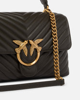 Bolso de mano mediano Lady Love Bag Puff de napa con motivo de chevrón - | Pinko