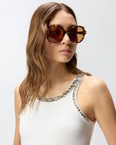 Top a costine con ricami gioiello - | Pinko