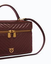 Μεσαίο beauty case από nappa chevron με λουράκι ώμου - | Pinko