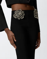 Pantaloni con rose gioiello ricamate - | Pinko