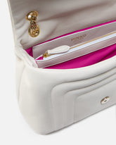 Średnia torebka na pasku Love Bag Puff z pikowanej nappy z biżuteryjną klamrą PINKO Galleria - | Pinko