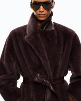 Cappotto lungo effetto pelliccia con cintura - | Pinko
