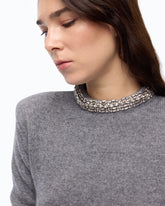 Maglia in misto lana con collo gioiello - | Pinko
