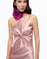 Abito lungo in satin con drappeggio e pizzo - | Pinko
