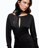 Abito midi effetto satin con arricci - | Pinko