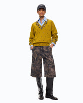 Cotton Bermuda shorts with floral camouflage motif - Multicolor Green-Black | Pinko
