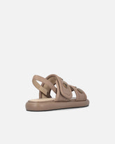 Sandali imbottiti in nappa con dettagli metallici - | Pinko