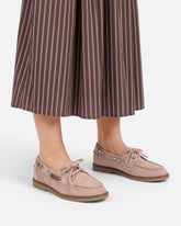 Mocassins en daim avec applications bijou - | Pinko