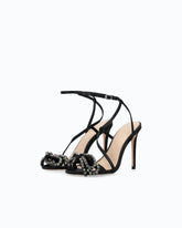 Sandalo in satin con tacco a spillo e fiocco di strass - | Pinko