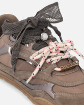 Sneakers con lacci doppi e applicazioni - | Pinko