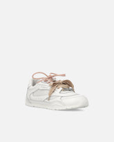 Sneakers con lacci doppi, cristallo e charm - | Pinko