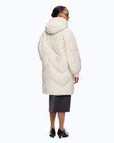 Lange, wattierte Steppjacke mit Kapuze -  | Pinko