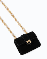 Kartenetui Pocket Necklace aus Veloursleder mit Schmuck-Schulterriemen - Schwarz | Pinko