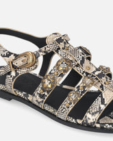 Sandali bassi in pelle con stampa pitone e borchie -  | Pinko